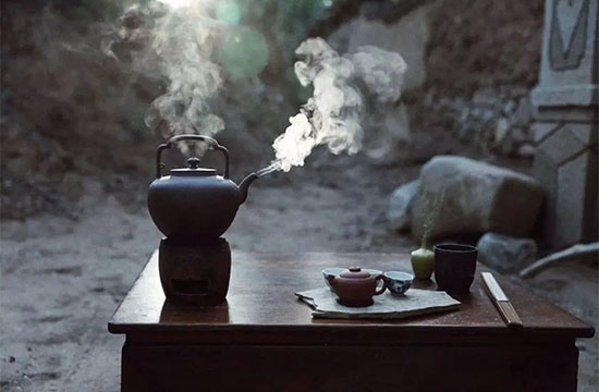 圍爐煮茶|適合煮著喝的茶有哪些？[精制鋼圍爐|炭火爐|圍爐茶桌]