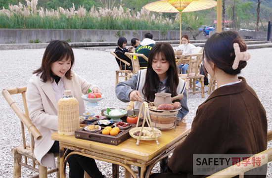 圍爐煮茶：茶是關鍵，這兩類茶不適合煮[圍爐茶桌，自制圍爐]