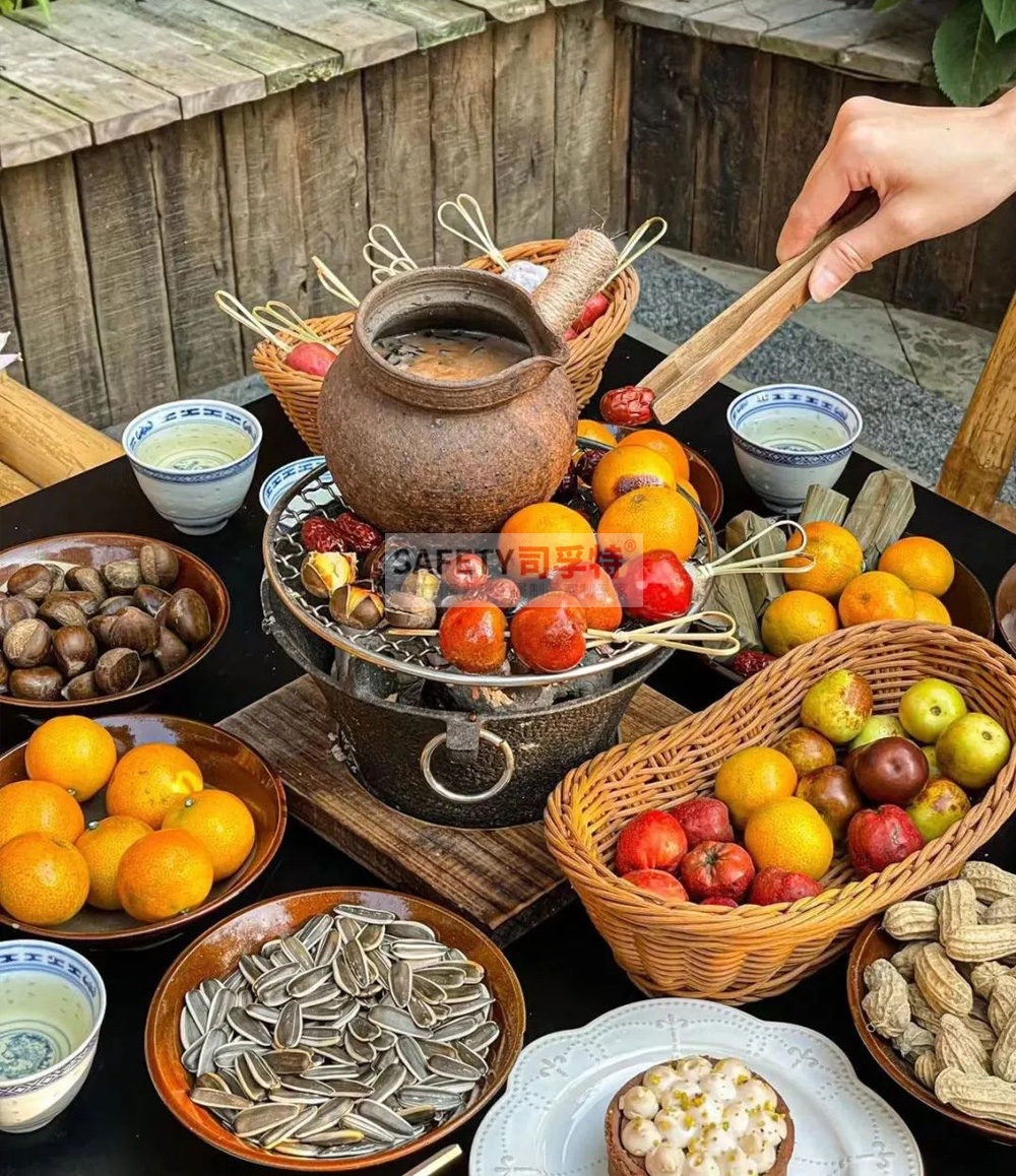 圍爐煮茶刷屏，一起來感受古詩詞中的茶風(fēng)茶韻「圍爐茶桌，炭火爐」(圖1)