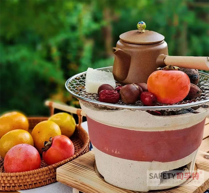 圍爐煮茶：茶是關(guān)鍵，這兩類茶不適合煮[圍爐茶桌，自制圍爐](圖2)