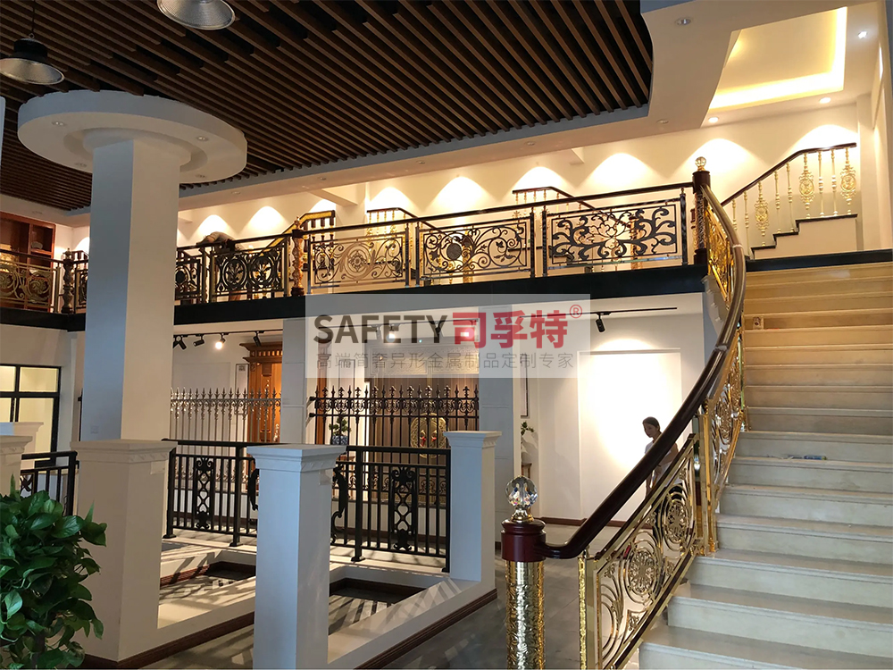 鋁藝鏤空雕花樓梯扶手：造型多樣，工藝成熟，彰顯高端品味(圖6)